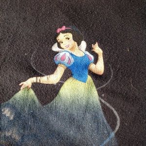 Disney Stage 28 Snow White shirt XL
